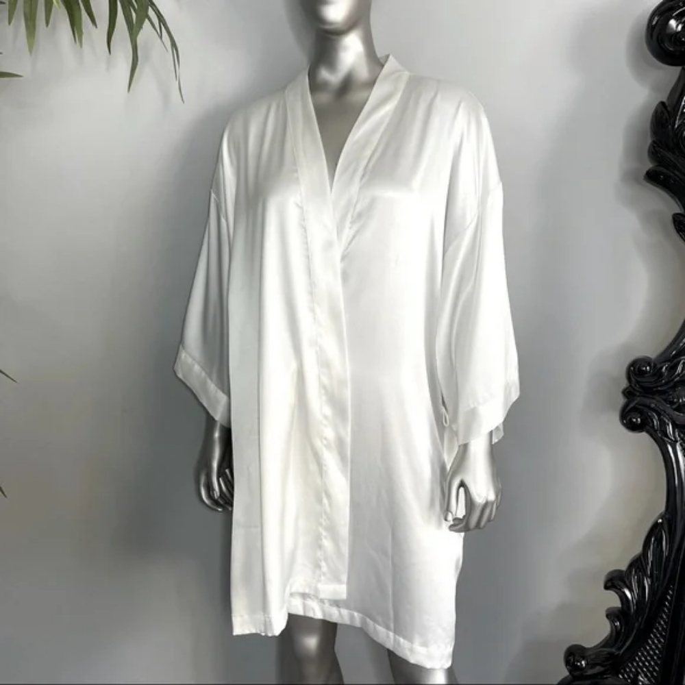 VICTORIA’S SECRET Rhinestone White Satin Bride Robe - Picture 6 of 6